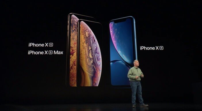 iPhone Xs и Xs Max рядом с Xr